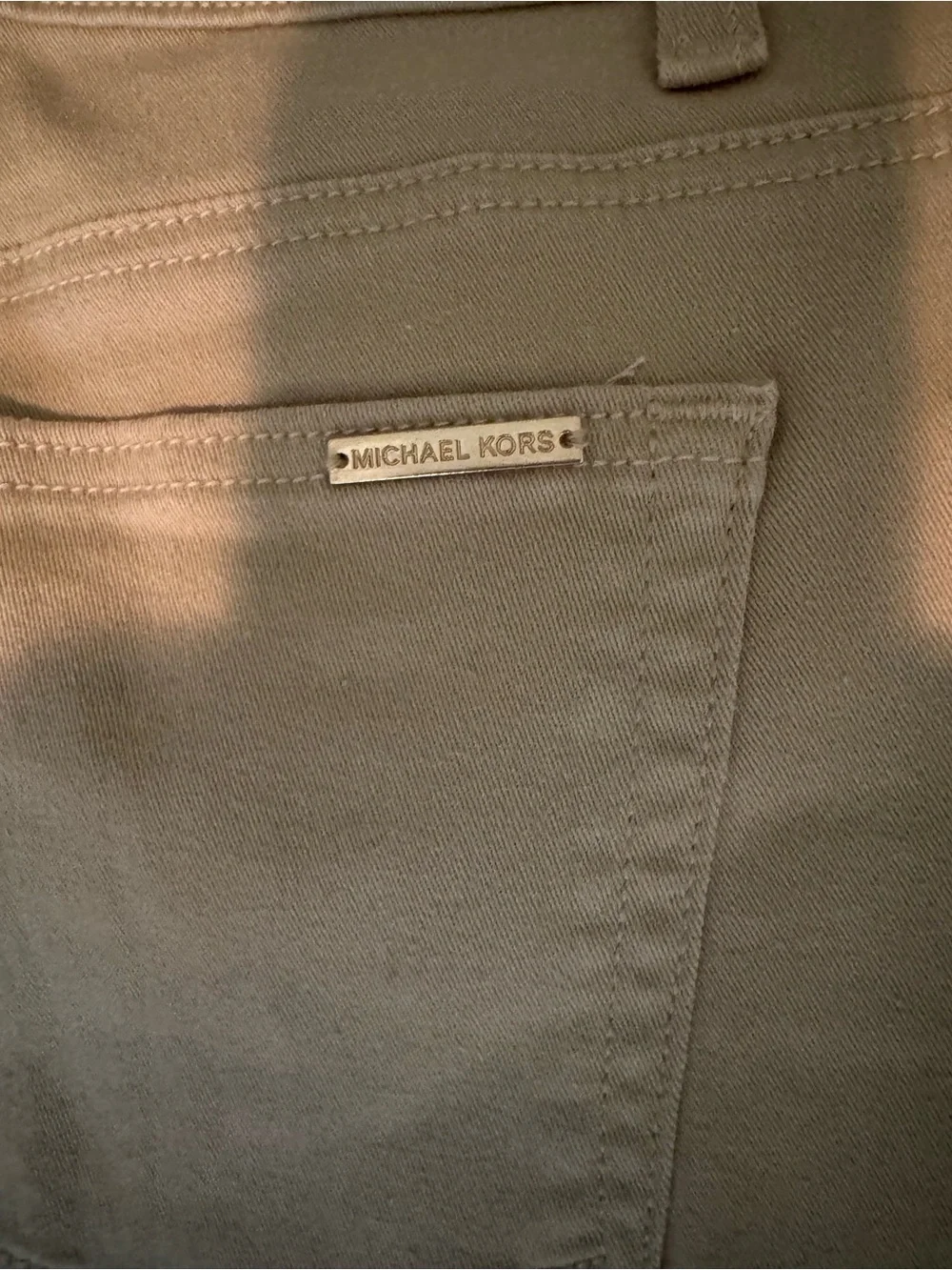Women’s SkinnyFit mustard colored jeans with Zip Pockets